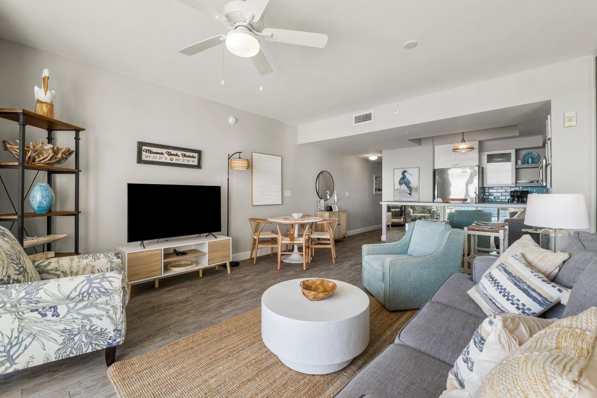 Majestic Sun Beach Resort By Panhandle Getaways Destin Exterior foto